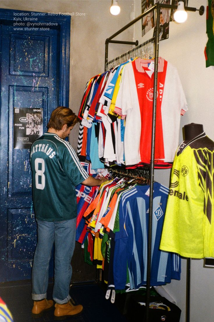 Izbor fudbalskog dresa u online shopu KupiDRES