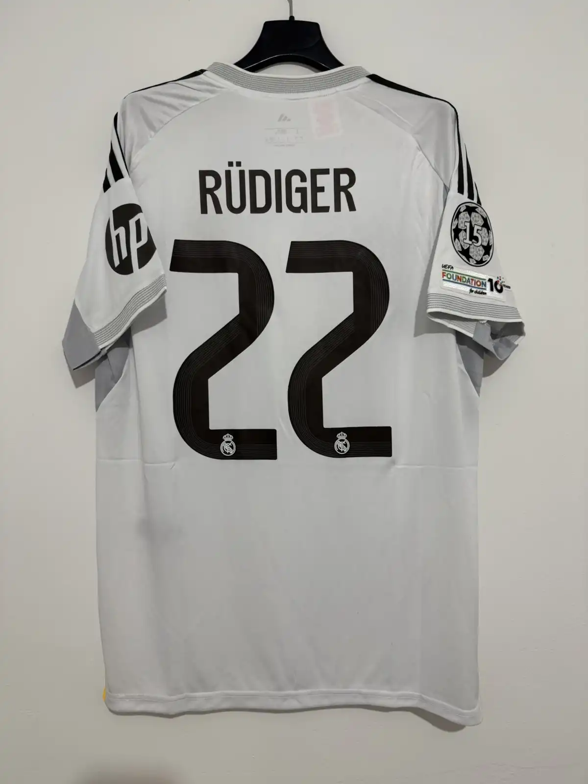 Real Madrid 2025/26 domaci dres RUDIGER #22 - veličina S - dostupno na stanju