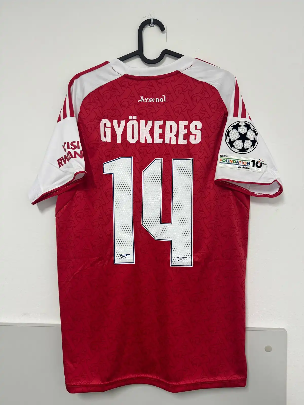 Arsenal 2025/26 domaci dres GYOKERES #14 - veličina S - dostupno na stanju