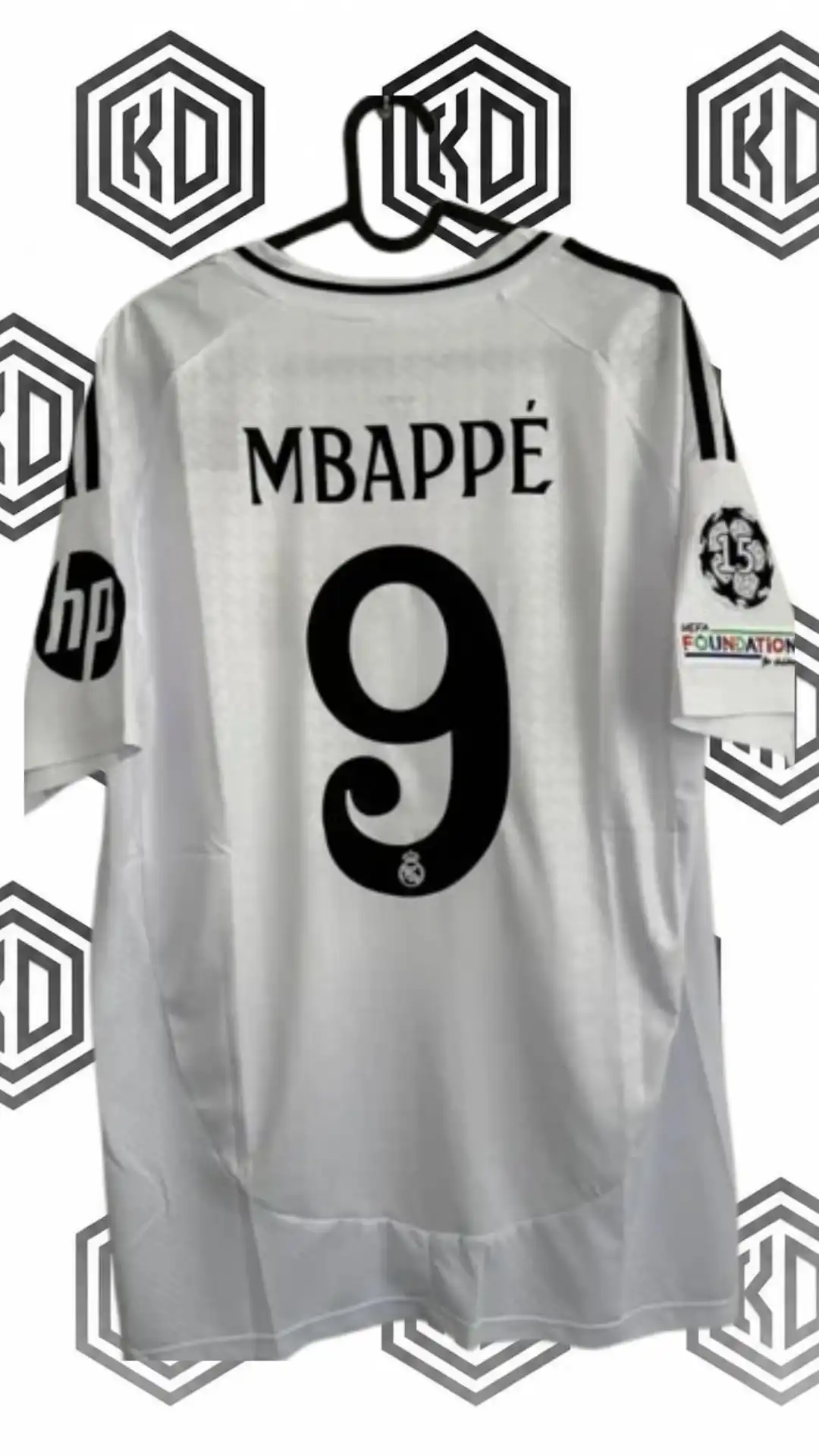 Real Madrid 24/25 domaci dres MBAPPE #9 - veličina M - dostupno na stanju