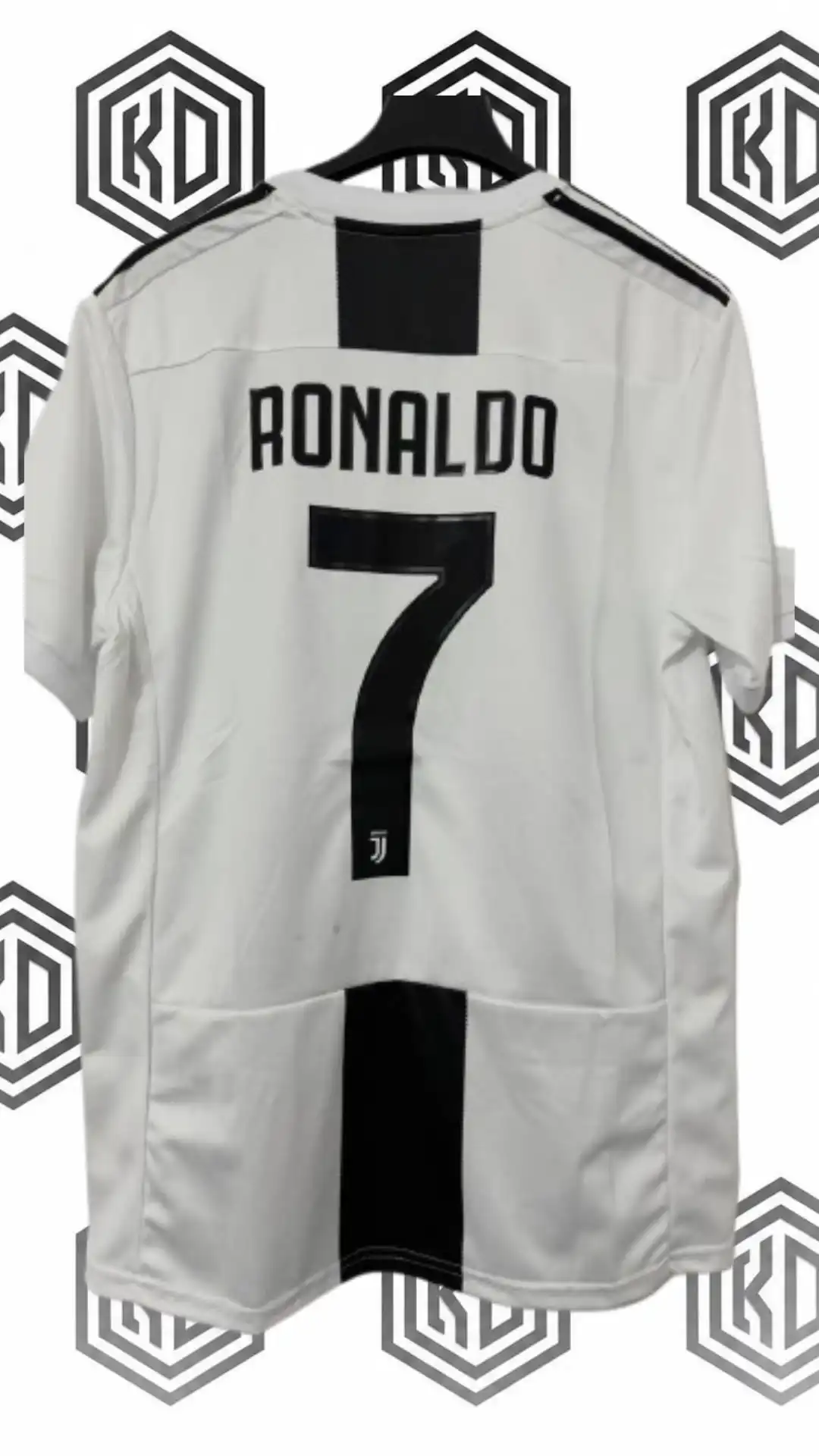 Juventus 18/19 domaci dres RONALDO #7 - veličina M - dostupno na stanju