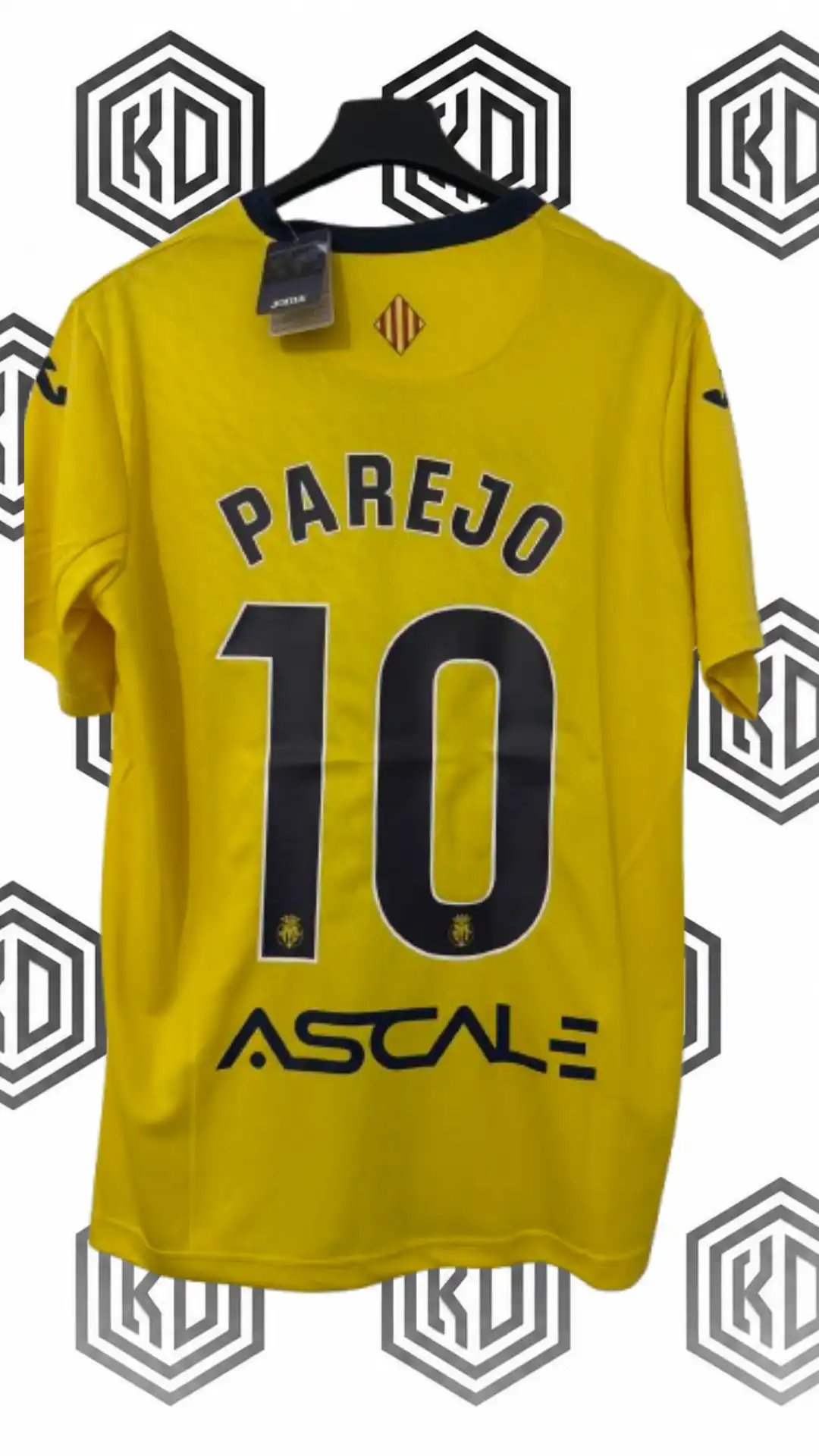 Villarreal 25/26 domaci dres PAREJO #10 - veličina M - dostupno na stanju