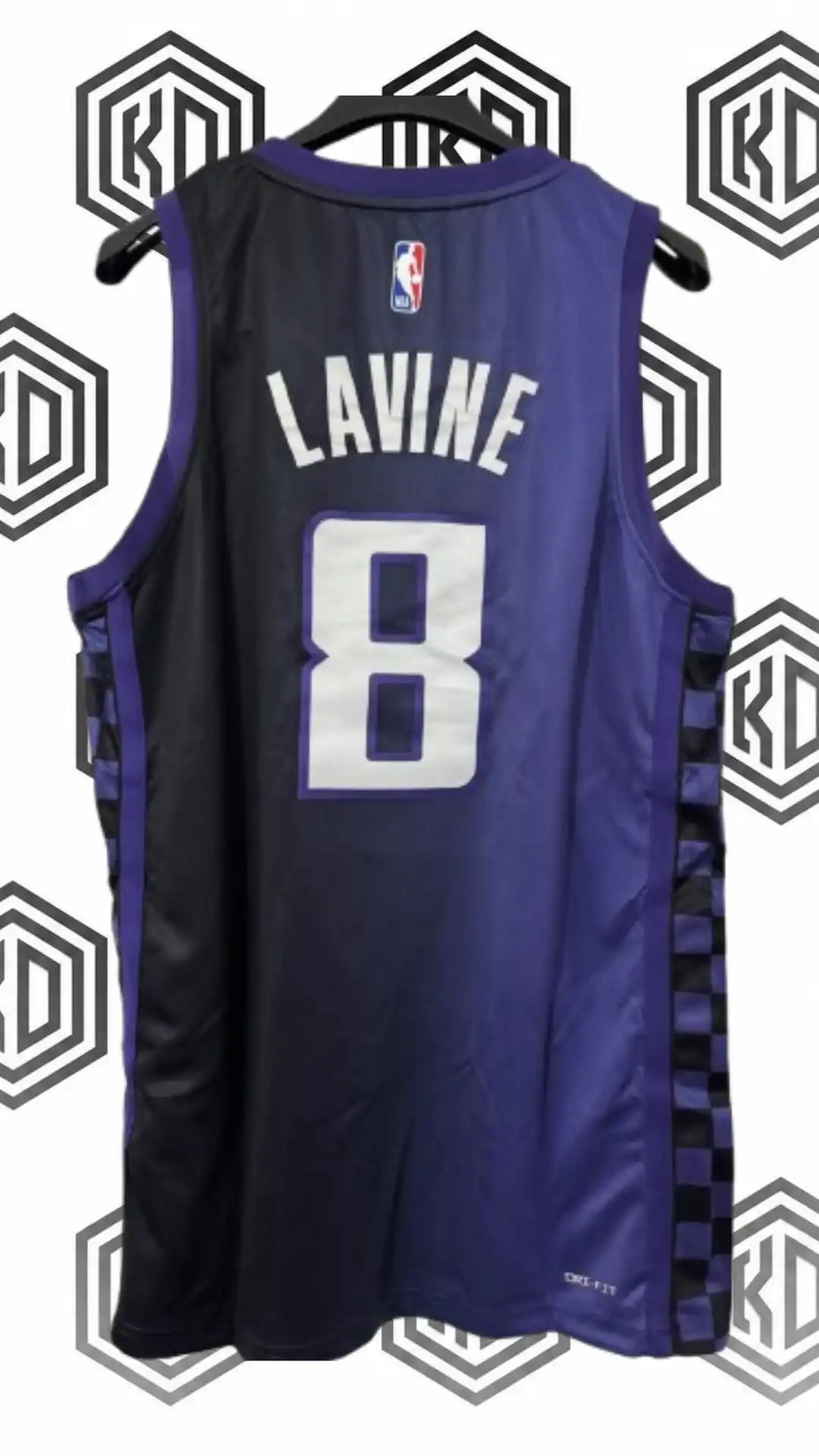 Sacramento Kings 2025 dres LAVINE #8 - veličina L - dostupno na stanju