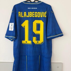 Dres FAN BOSNA I HERCEGOVINA 2026 DOMAĆI ALAJBEGOVIĆ #19