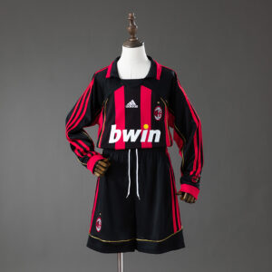 Dres Dječiji komplet – AC Milan domaći retro dugi rukavi 06/07