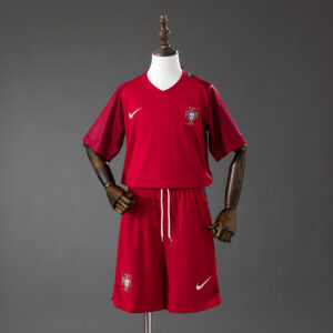 Dres Dječiji komplet – Portugal domaći retro 16/17